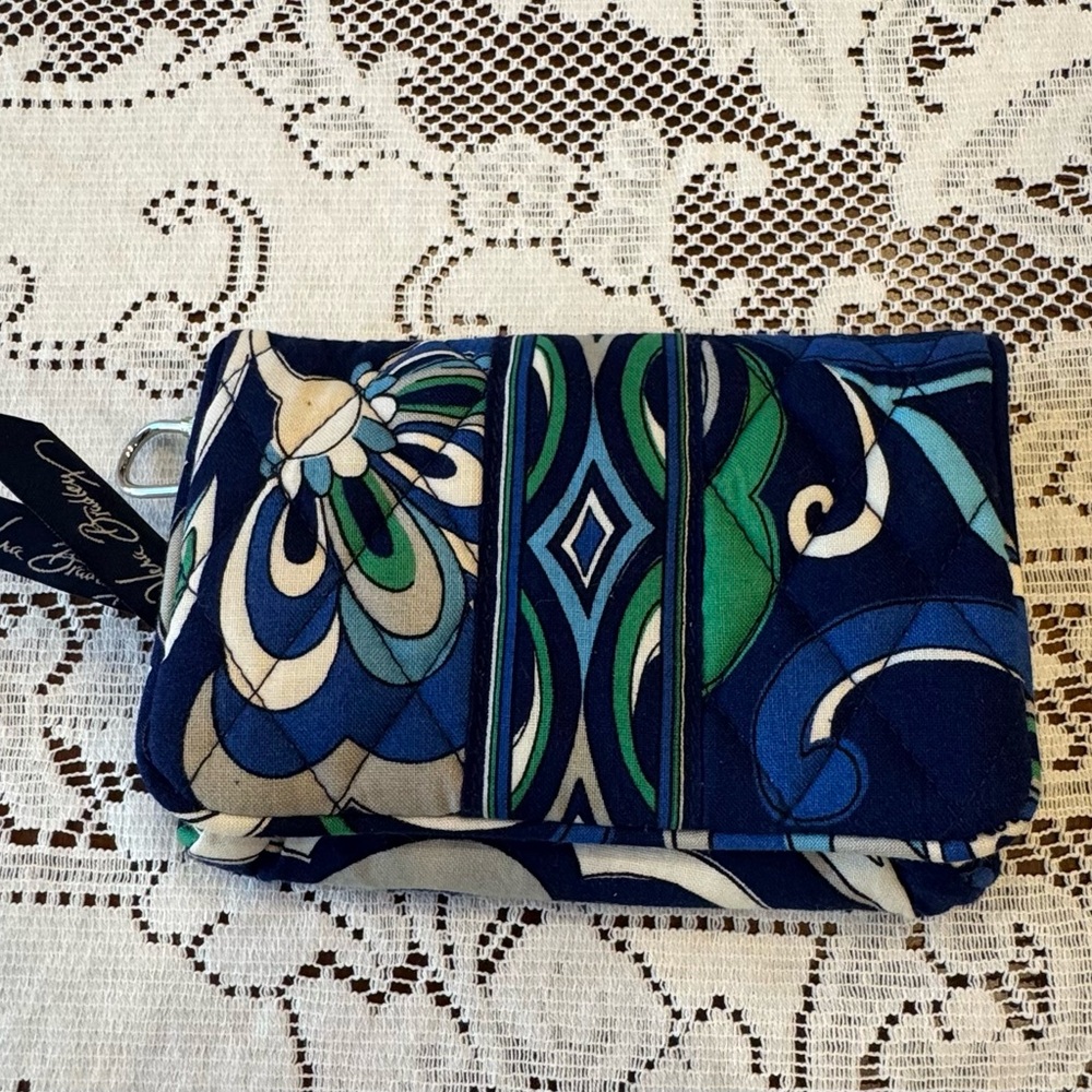 Vera Bradley Pocket Wallet – Mediterranean Blue (Retired Pattern) NWOT